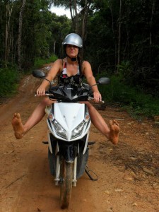 Learner moped rider with stabiliser Learner moped rider with stabiliser